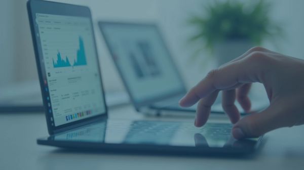 Suivre l'actualité crypto sans se noyer dans le bruit
